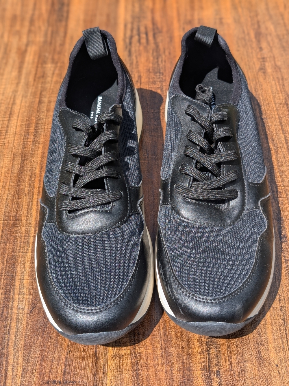 Banana Republic Black Women’s Casual Knit & Leather Sneakers